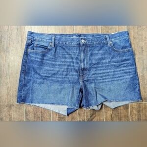Like New High Waisted Old Navy Shorts Size 22